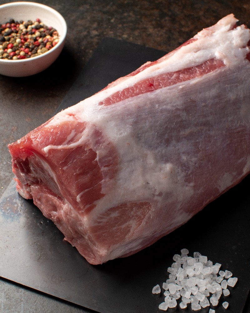 Mangalica kare brez kosti