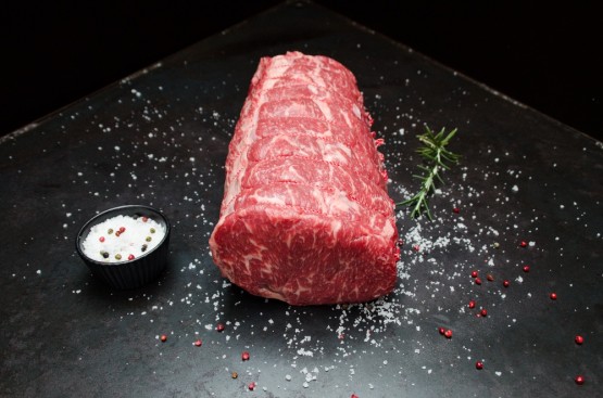 Goveja zadnjica v kosu brez kosti – suho zorjeno