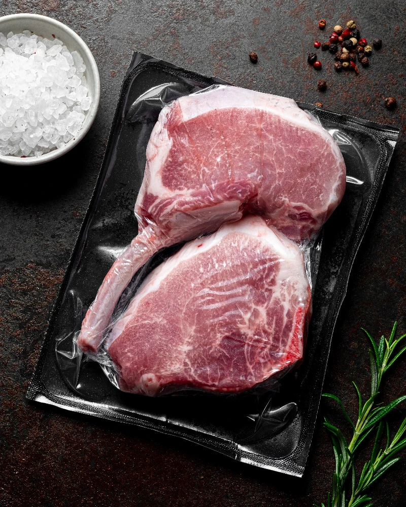 Mangalica kare krona & ledvena s kostmi steak / zamrznjeno