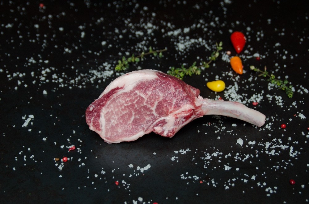 Kare mangalice – krona steak, 220 g