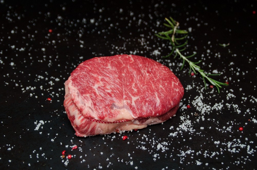 Goveji sirloin steak brez kosti – suho zorjeno