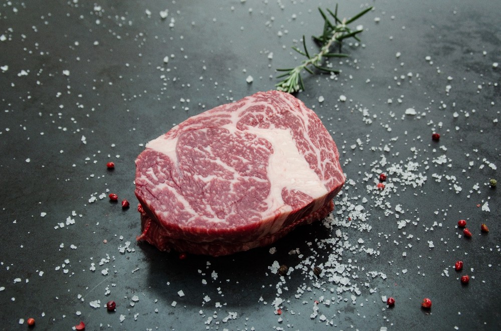 GOVEJI RIB EYE BREZ KOSTI STEAK - SUHO ZORJENO