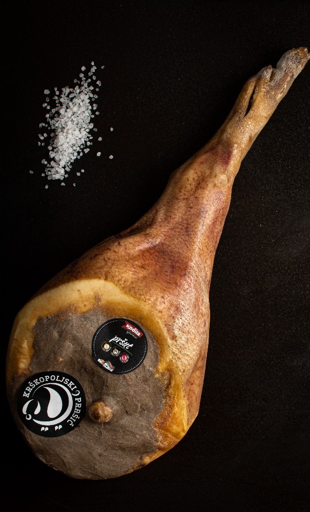 Krškopoljski pršut celi s kostjo