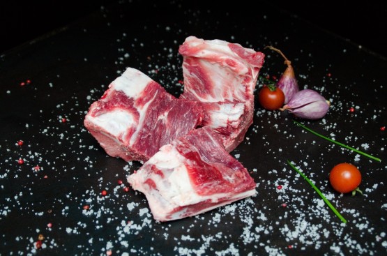 Goveje kosti mesnate